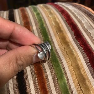 SOLD 🌻 James Avery Arrow Ring 6.5 🌻